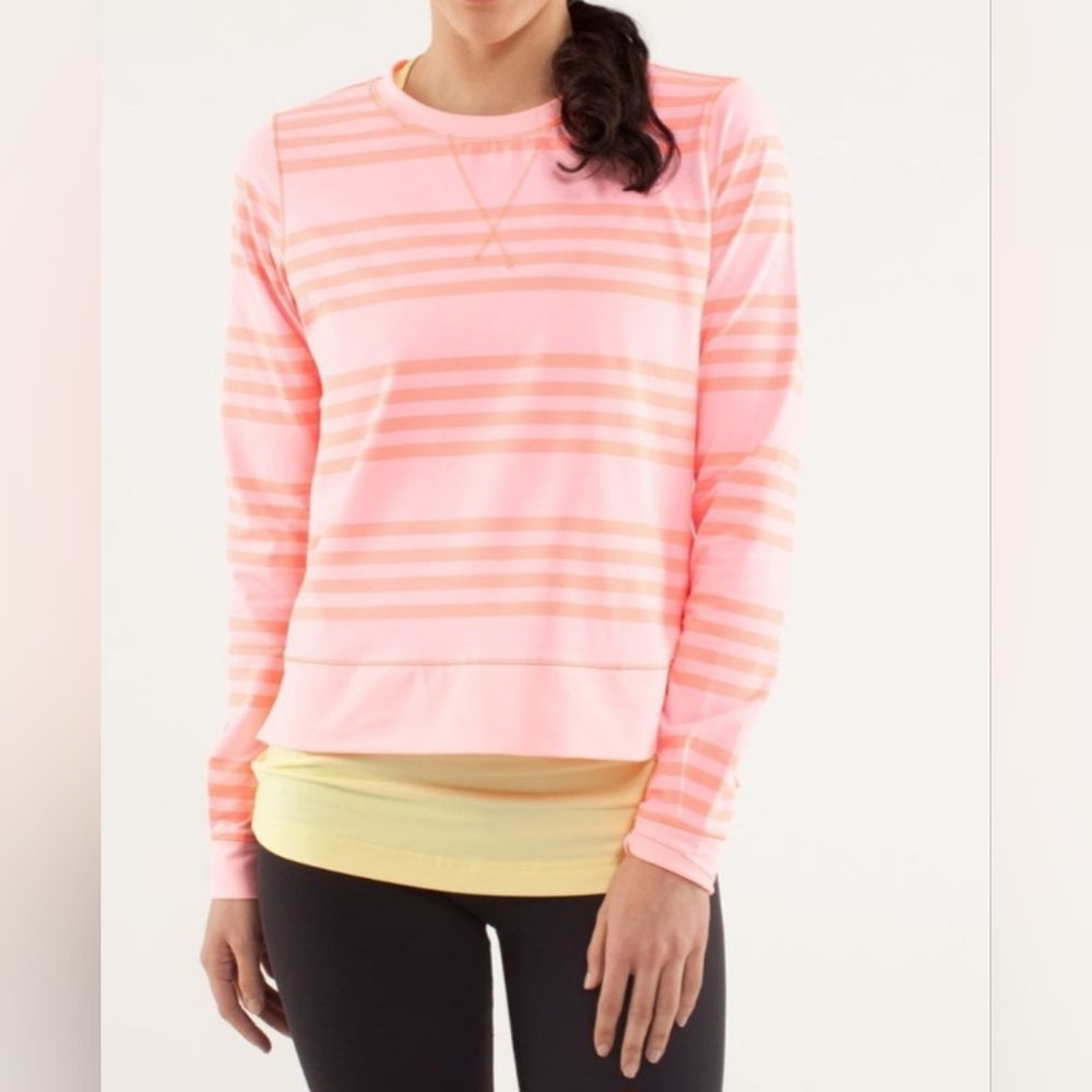 Lululemon Run Warm Up Crew. Size 4.